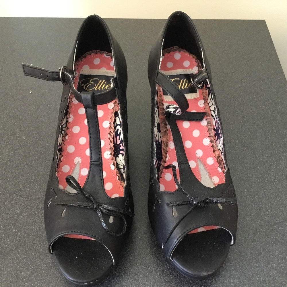 Ellie Shoes for Bettie Page Black 9 New Peep Toe